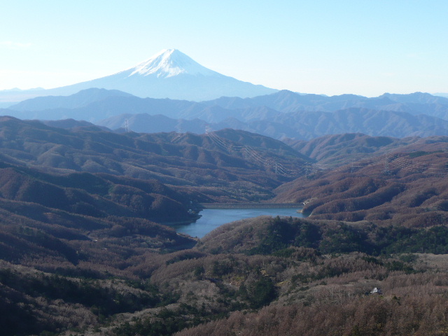 富士山と大菩薩湖
